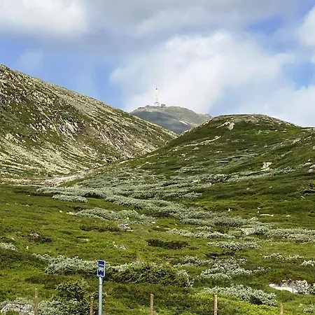 Modern Och Bekvaem Hytte Naera Gaustatoppen, 4 Sovrum 10 Baeddar