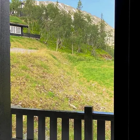 Modern Och Bekvaem Hytte Naera Gaustatoppen, 4 Sovrum 10 Baeddar *